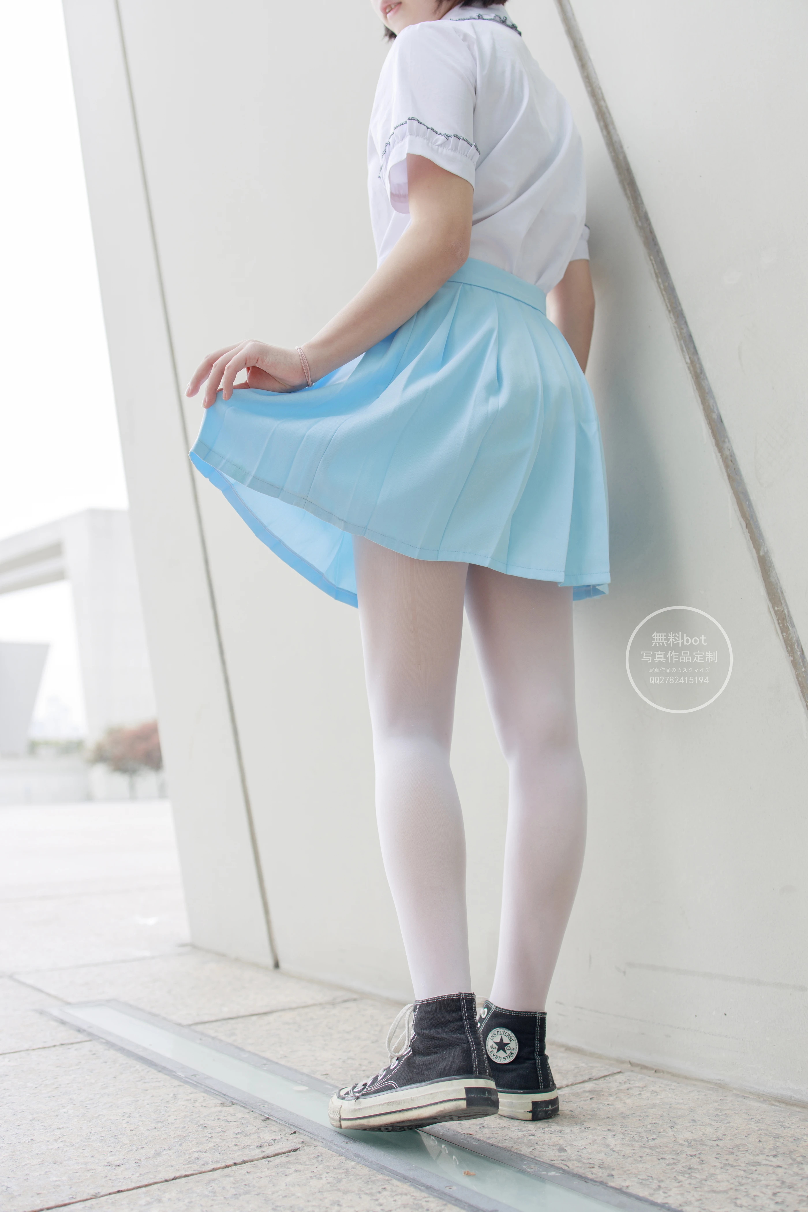 森萝财团 有料005  小茵 公园白丝 [68P]插图5